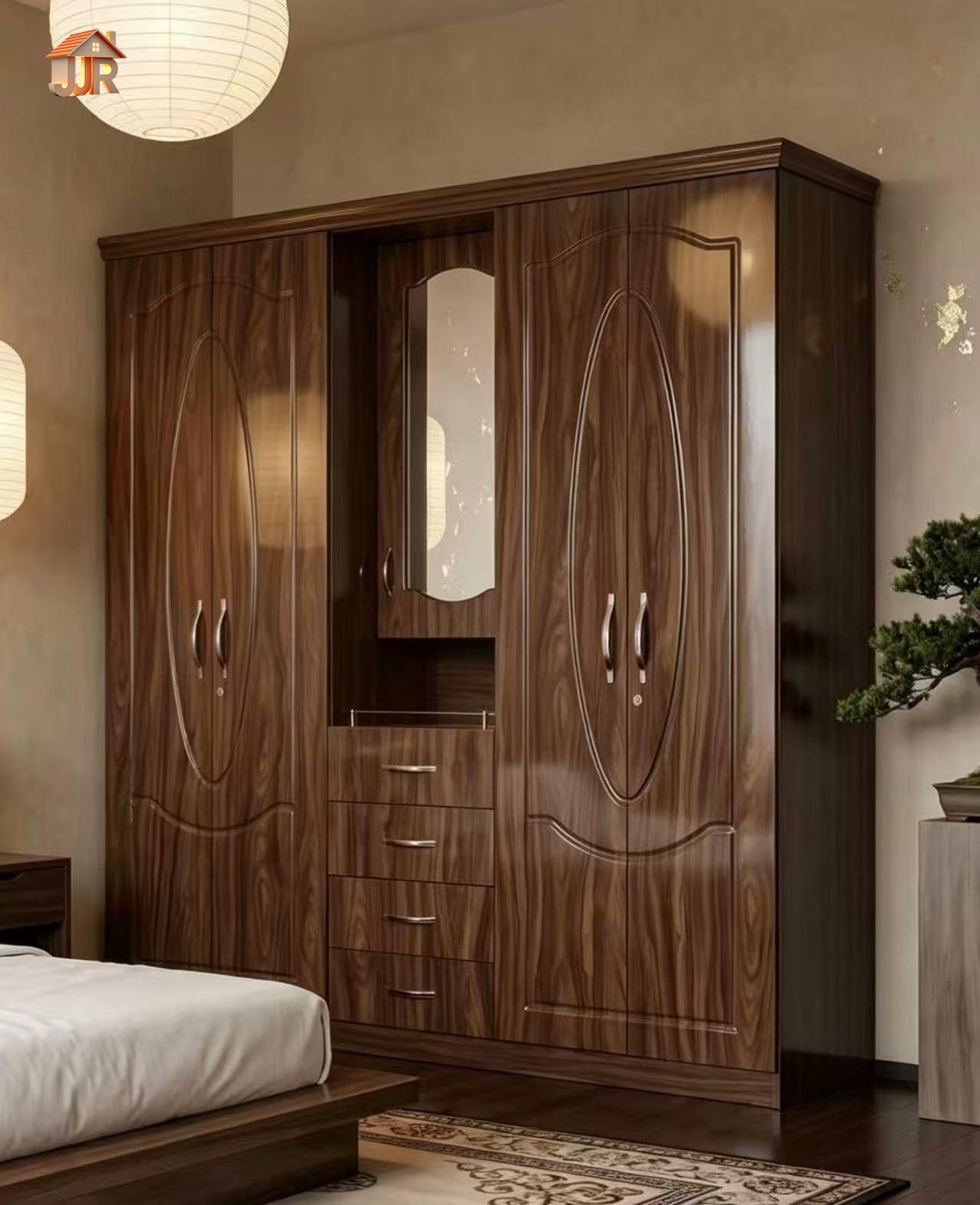 WARDROBE 2001-5