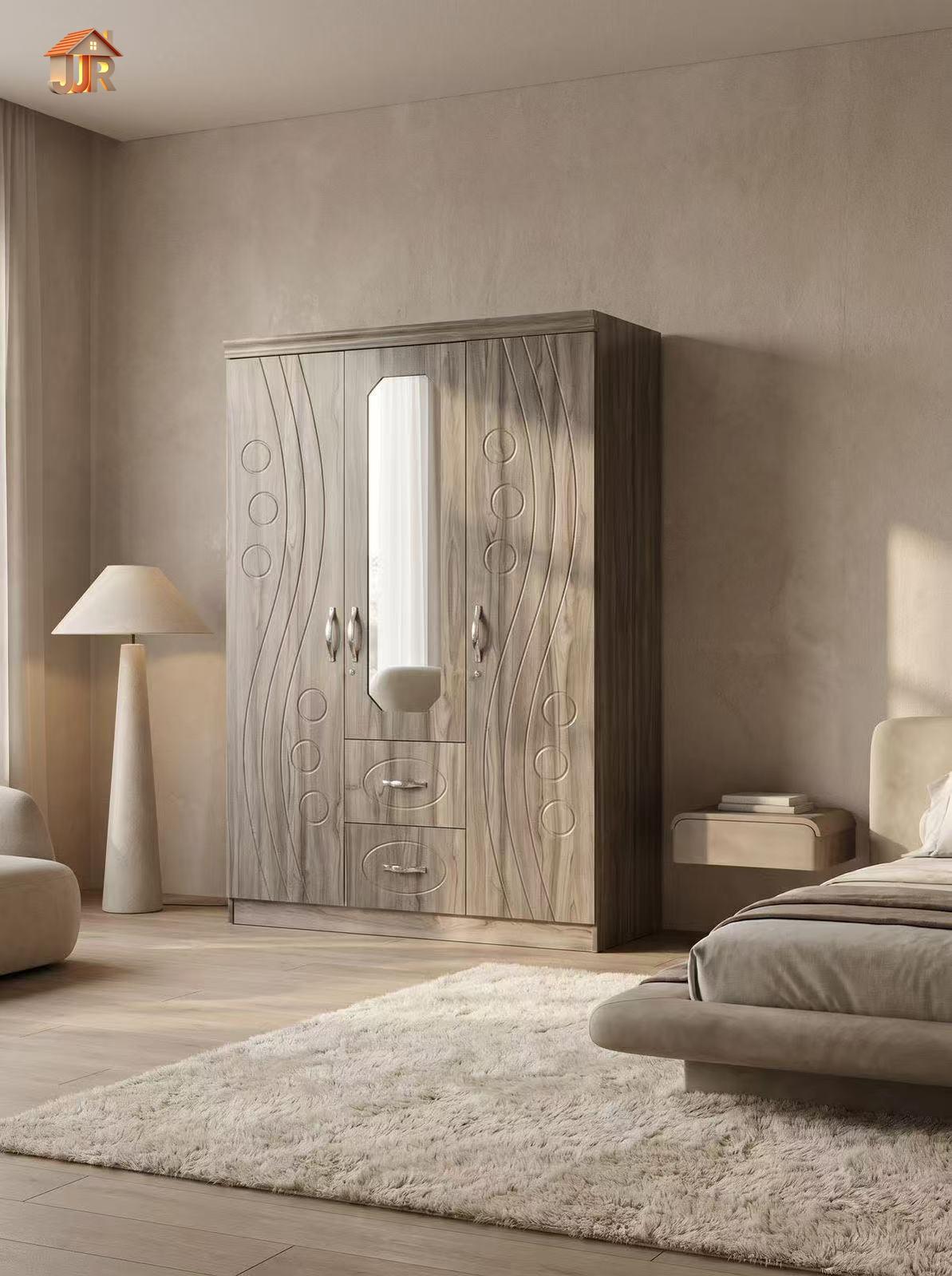 WARDROBE 603
