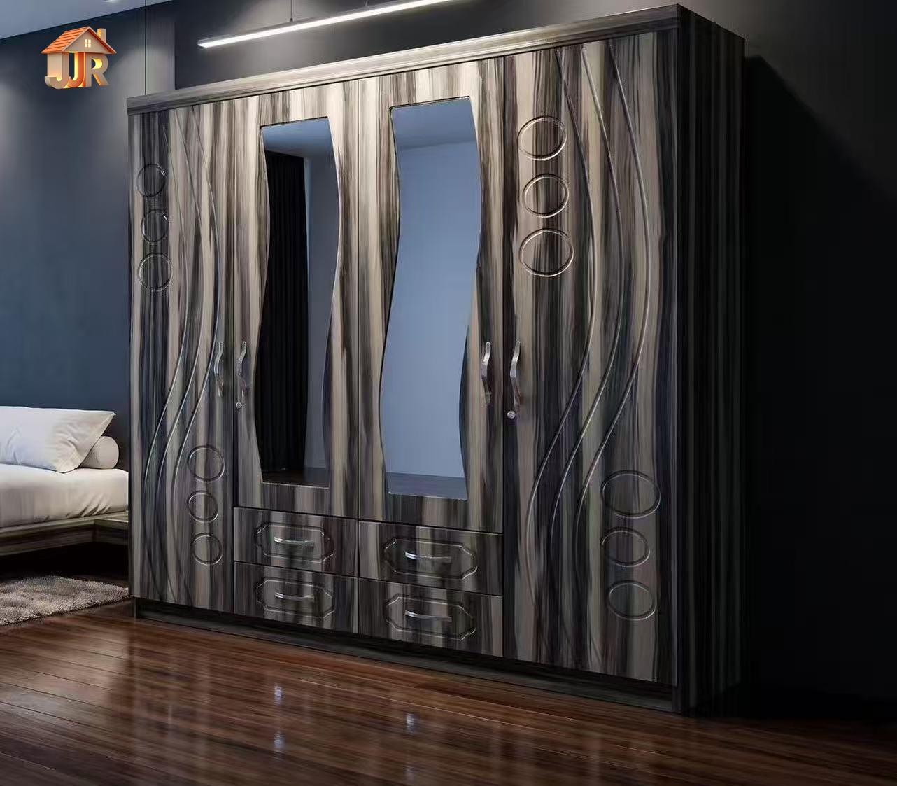 WARDROBE 604