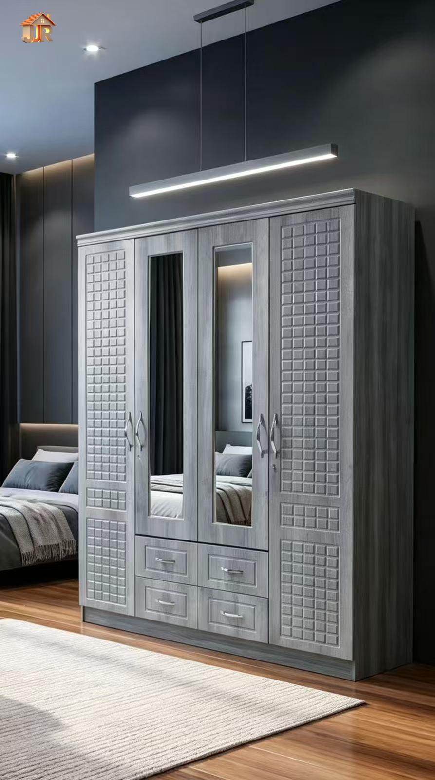 WARDROBE 704