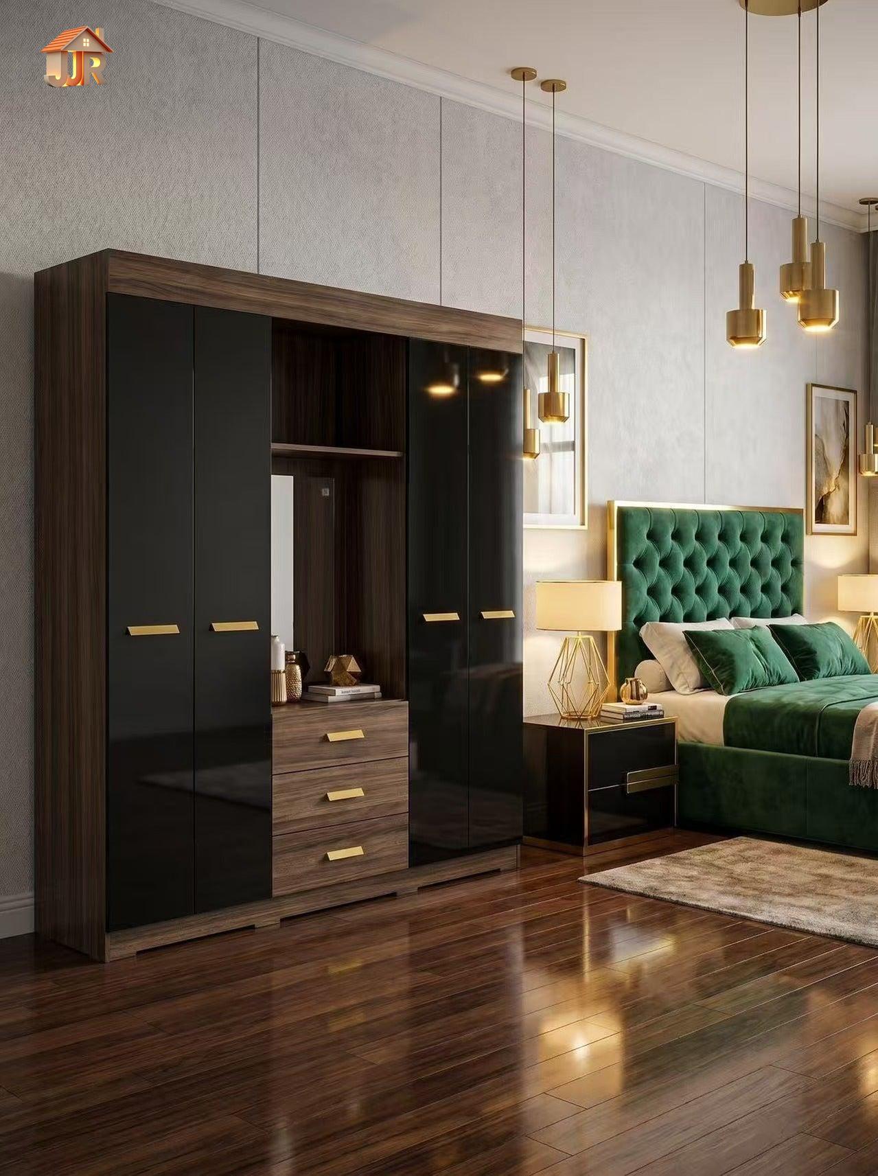 WARDROBE 828