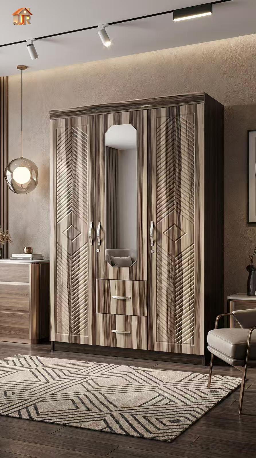 WARDROBE 903