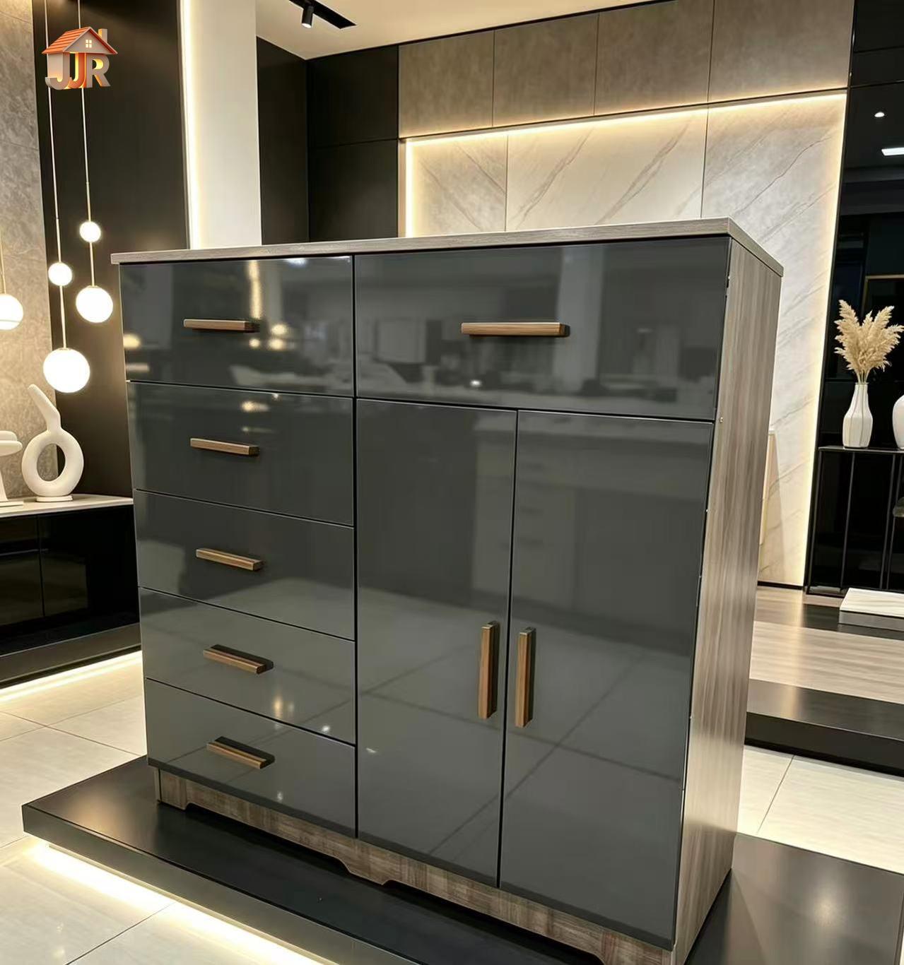 CHEST OF DRAWERS  RT791
